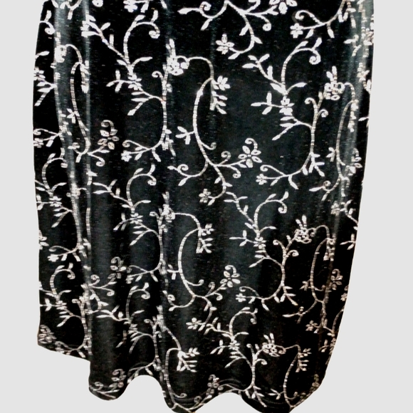 Vintage Sparkle Dress, Black Velour/Silver Sparkles, Sleeveless, Knee Length, M - Picture 11 of 11